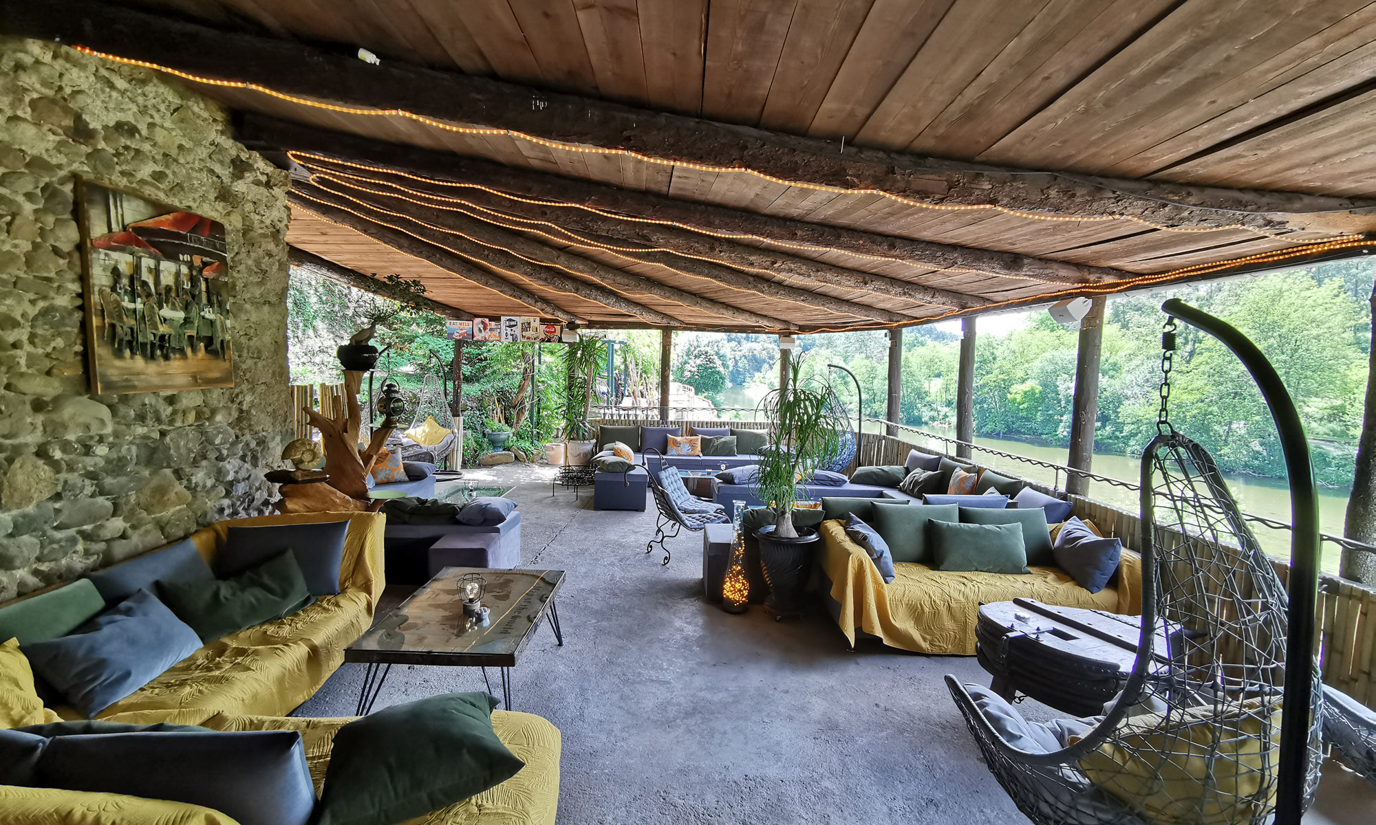 Lounge bar en terrasse