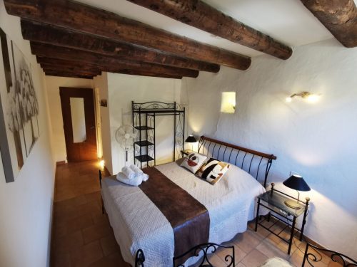 Chambre économique (lit 140)